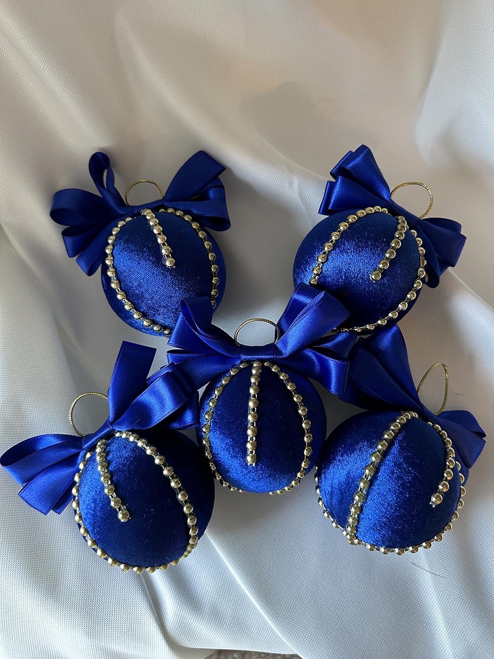 Mavi Kadife Yılbaşı Çam Ağacı Topu